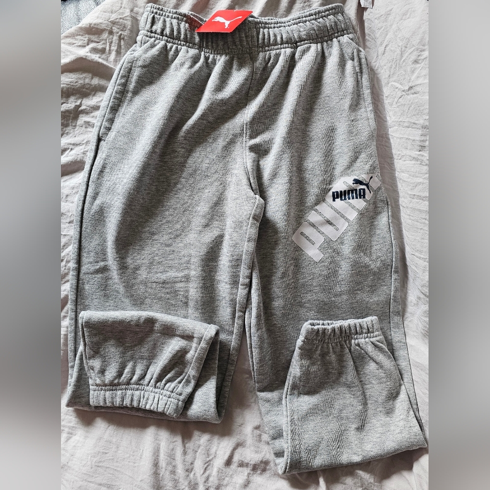 NWT Youth S Puma Power Pack French Terry Jogger-Light Heather Gray